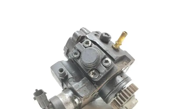 Renault Koleos I Fuel injection high pressure pump 8200690744 0445010223