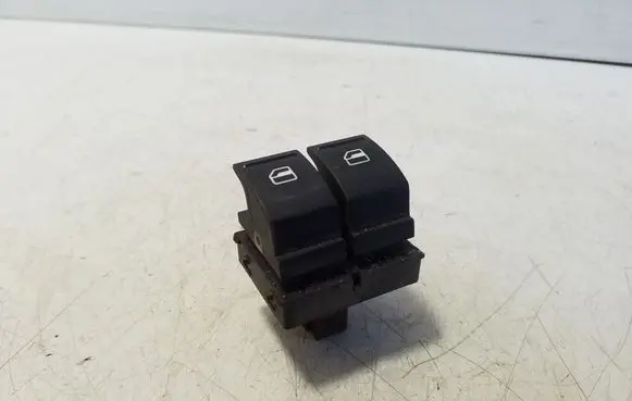 Volkswagen Golf V Electric window control switch 1K3959857A