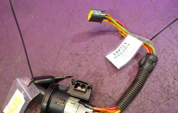 Renault Megane II Ignition lock