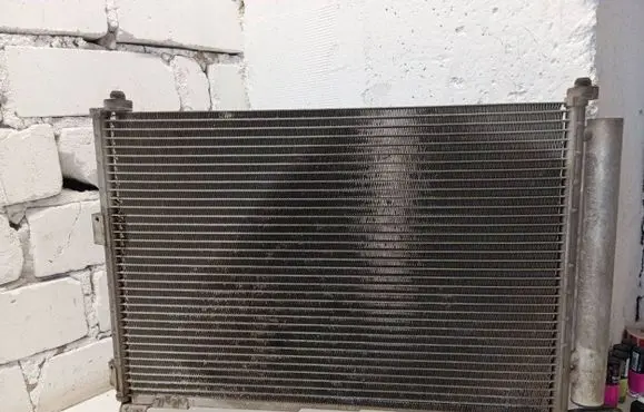 Ford Ranger A/C cooling radiator (condenser)