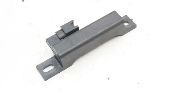 Nissan Juke I F15 Keyless system antenna 