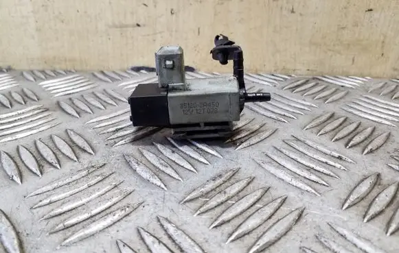 KIA Sportage Vacuum valve 351202A450