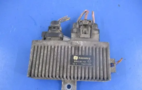 Renault Laguna I Other relay 7700111525