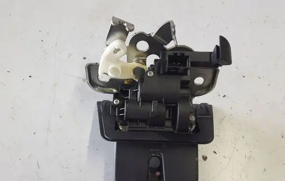 Audi Q3 8U Tailgate/trunk/boot lock/catch/latch
