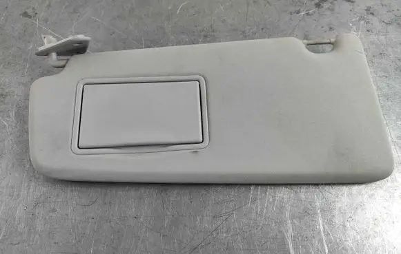 Land Rover Discovery Sport Sun visor LR060426