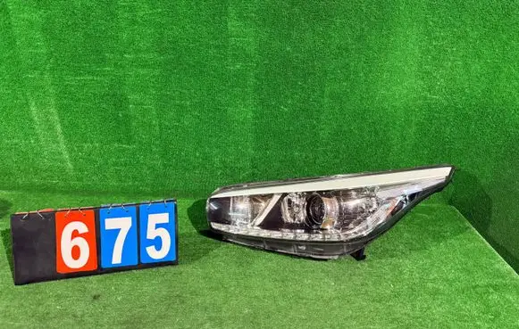 KIA Ceed Headlight/headlamp