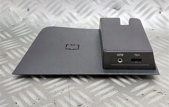 Skoda Rapid (NH) USB control unit 5Q0035724