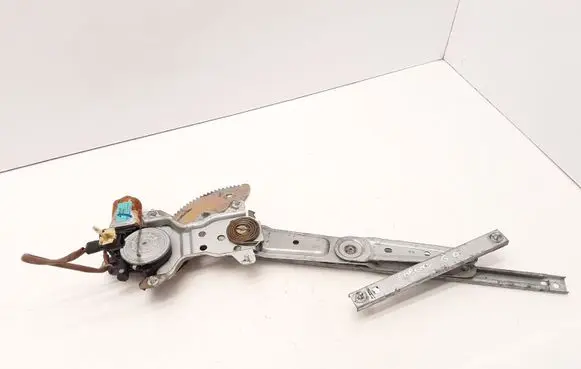KIA Carens I Rear door window regulator with motor XH004P0