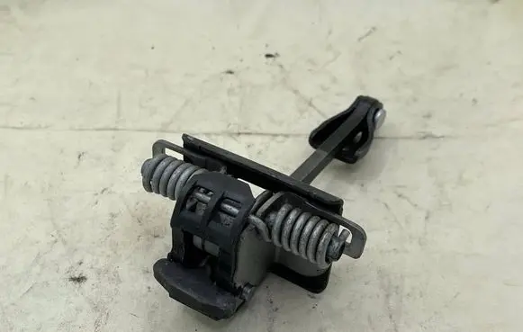 Citroen C4 Cactus Rear glass lock/latch C565 9181Q8