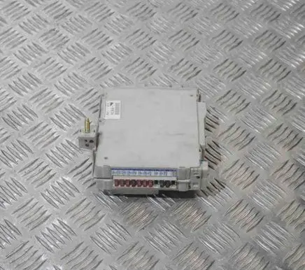 Lexus GS 300 350 430 450H Fuse box set 8267030250