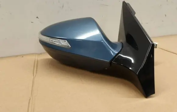 Hyundai i40 Front door electric wing mirror 