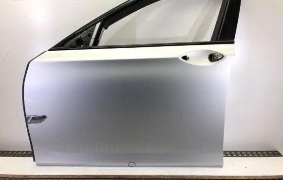 BMW 7 F01 F02 F03 F04 Front door 