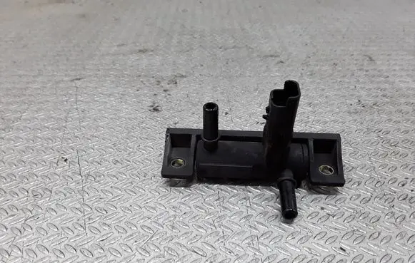 Fuel pressure sensor