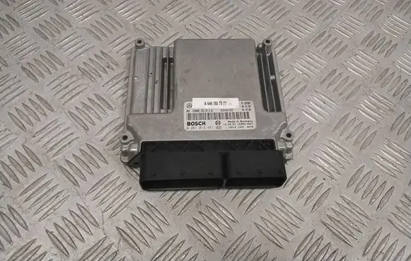 Mercedes-Benz Vito Viano W639 Engine control unit/module A6461507577