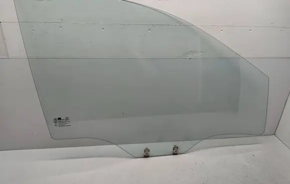 Hyundai Getz Front door window glass four-door E000472 43R000070 DOT772AS2M432