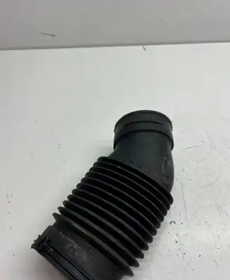 Citroen Xsara Air intake hose/pipe 9635043880