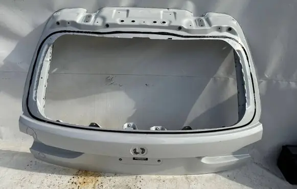 Tailgate/trunk/boot lid