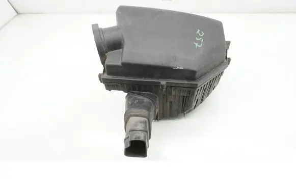 Volvo XC60 Air filter box MMAUTKO25681