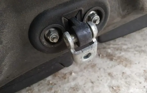 Fiat Bravo Rear door check strap stopper