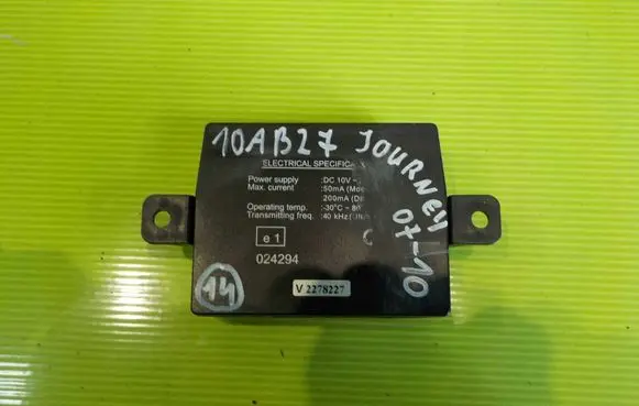 Dodge Journey Parking PDC sensor 024294 10AB27