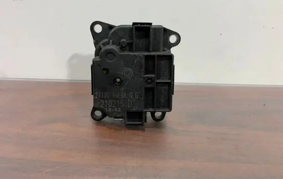 Mitsubishi Outlander IV Air flap motor/actuator 277306RF0A 210215D