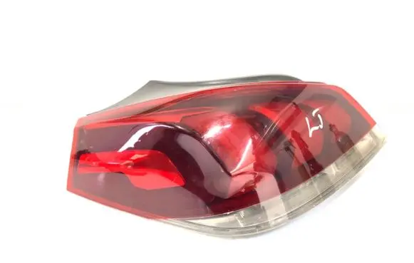 Peugeot 508 Rear/tail lights 9807242780