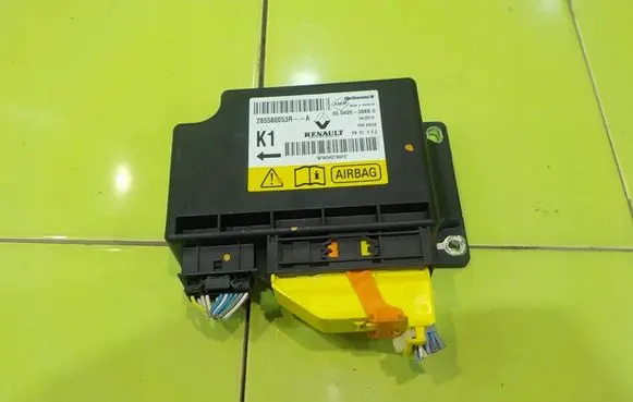Renault Megane III Airbag control unit/module 285580053RA