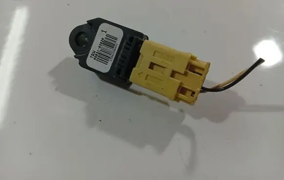 Toyota Aygo AB10 Airbag deployment crash/impact sensor 8983102020