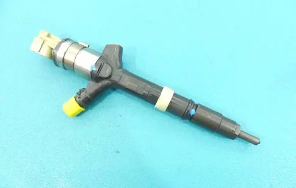 Toyota Avensis T220 Fuel injector 23670-27010-D IMPRK1280467