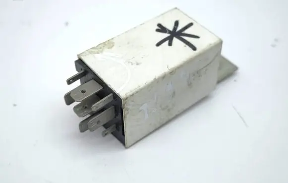 Maserati Quattroporte Seat heating relay 259329000 C538