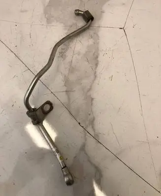Audi A3 S3 8V Turbo turbocharger oiling pipe/hose 04L145771J