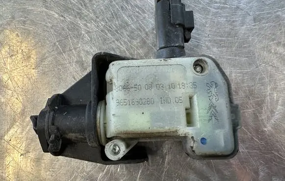 Citroen DS4 Fuel tank cap lock 9651630280
