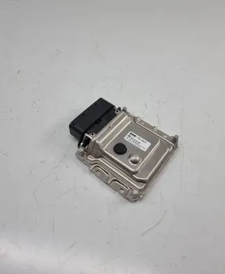 BMW X5 F15 Adblue control unit 7394466 739446601