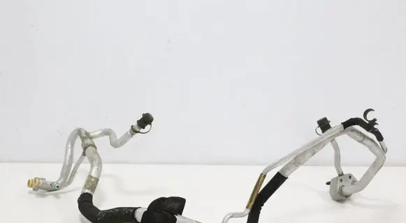 Volvo XC60 Air conditioning (A/C) pipe/hose