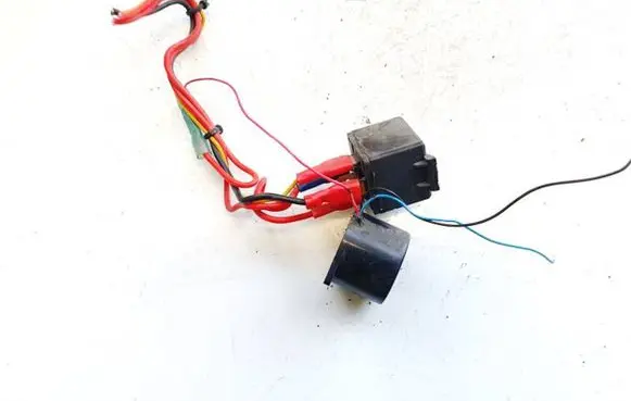 Volkswagen Transporter - Caravelle T5 Other relay 024001056