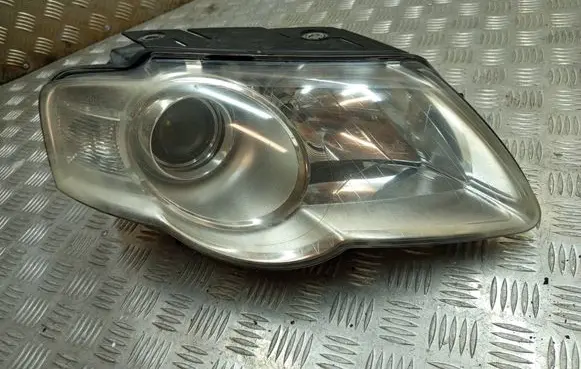 Volkswagen PASSAT B6 Headlight/headlamp 1EL24701402 3C0941006J