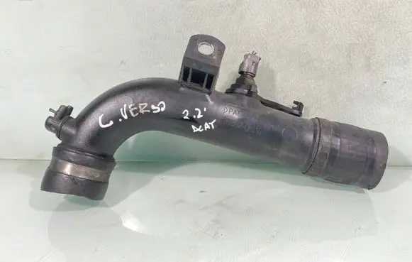 Toyota Corolla Verso AR10 Intercooler hose/pipe 173620r010