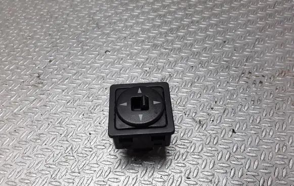 KIA Sportage Wing mirror switch