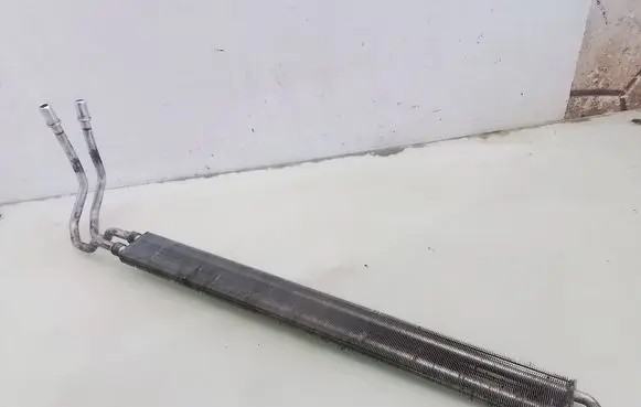 BMW 5 E60 E61 Power steering radiator 023862