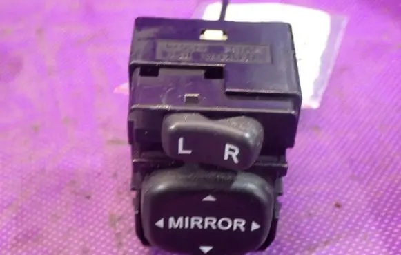 Toyota Corolla E120 E130 Wing mirror switch 
