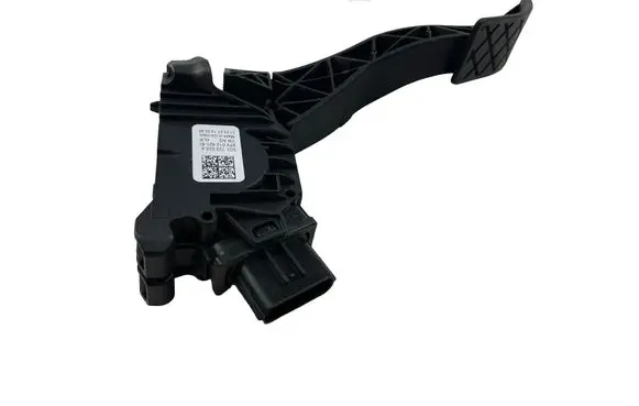 Volkswagen PASSAT B8 Accelerator throttle pedal 5Q1723503K