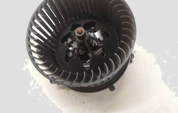 Mini One - Cooper Clubman R55 Heater fan/blower 990404M 0096512 990352B
