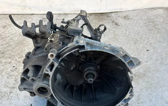 Ford C-MAX I Manual 5 speed gearbox 6M5R7002VC 23040900