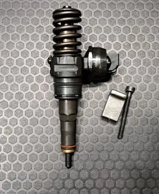 Volkswagen Phaeton Fuel injector 07Z130073H