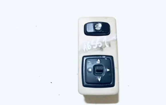 Mitsubishi Galant Wing mirror switch mr402307