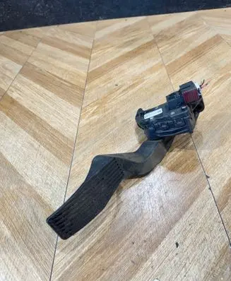 Opel Zafira A Accelerator throttle pedal 9202341 6PV00811400