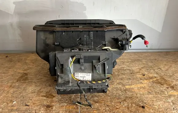 BMW X3 E83 Interior heater climate box assembly 3400552