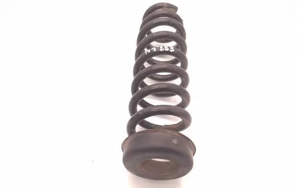 BMW 1 E82 E88 Rear coil spring 6764419