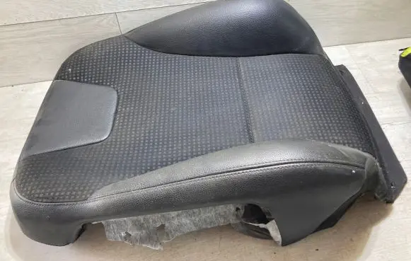 Mercedes-Benz B W245 Front passenger seat console base a1699101416