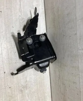 Dacia Sandero III ABS pump bracket 178406415R